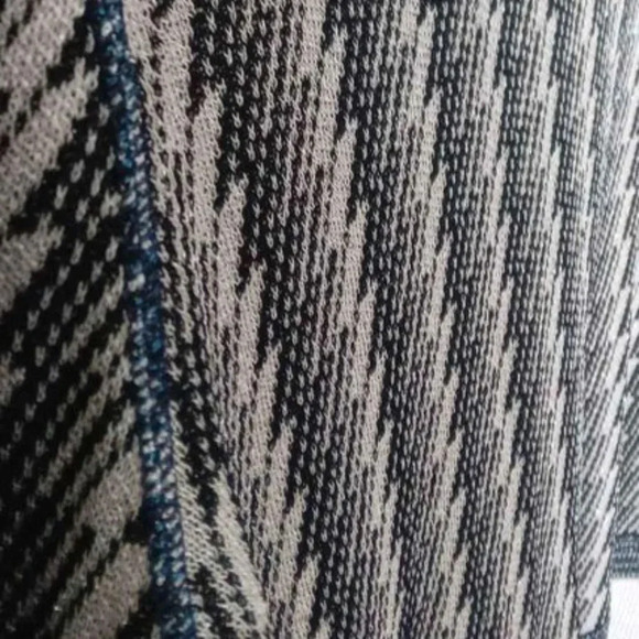 By Malene  Birger knitted cardigan/sweater - Picture 7 of 8